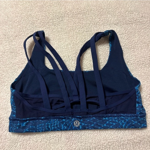 Lululemon Energy Sports Bra Exhale Strappy
Samba Snake Kayak Blue Hero Blue - Picture 5 of 11